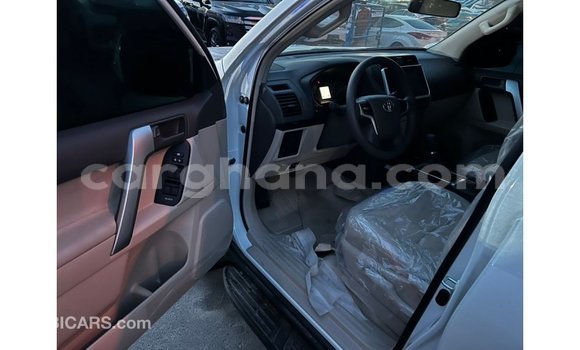 Buy Import Toyota Prado White Car in Import - Dubai in Ashanti Buy Import Toyota Prado White Car in Import - Dubai in Ashanti