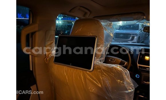Buy Import Toyota Prado White Car in Import - Dubai in Ashanti Buy Import Toyota Prado White Car in Import - Dubai in Ashanti
