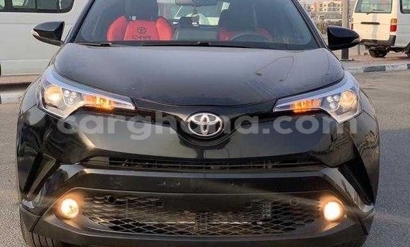 Ra Àlòkù Toyota C-HR Black Ọkọ̀ in Accra ni Greater Accra