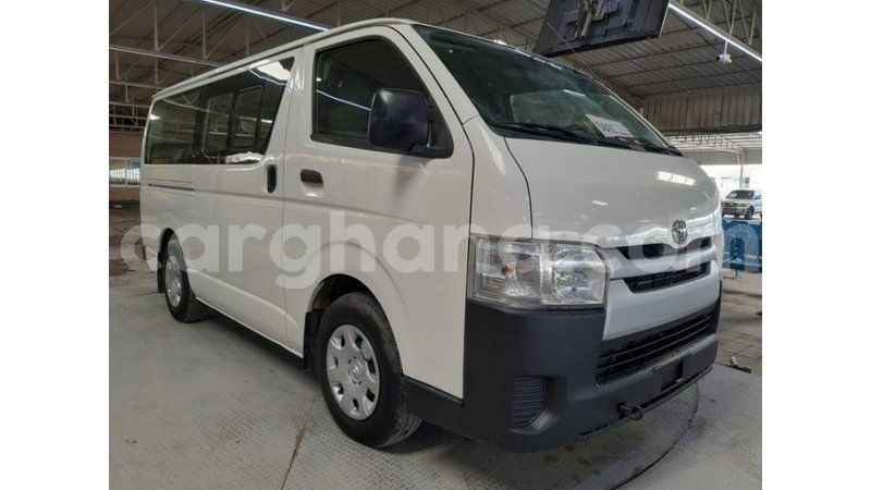 Big with watermark toyota hiace ashanti import dubai 47619