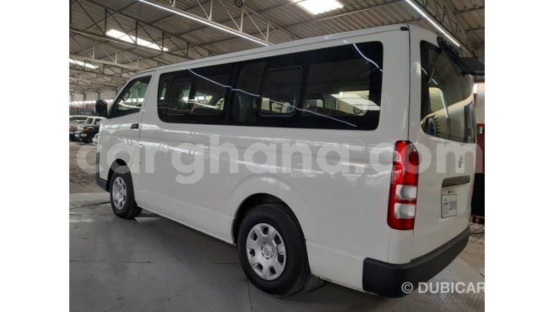 Big with watermark toyota hiace ashanti import dubai 47619