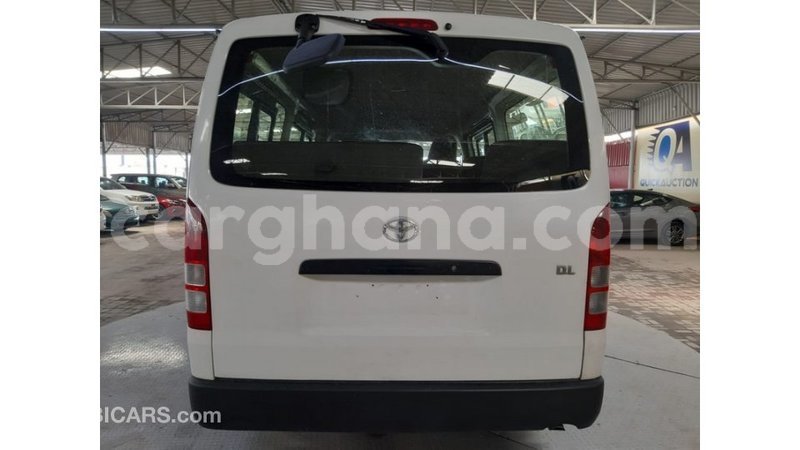 Big with watermark toyota hiace ashanti import dubai 47619