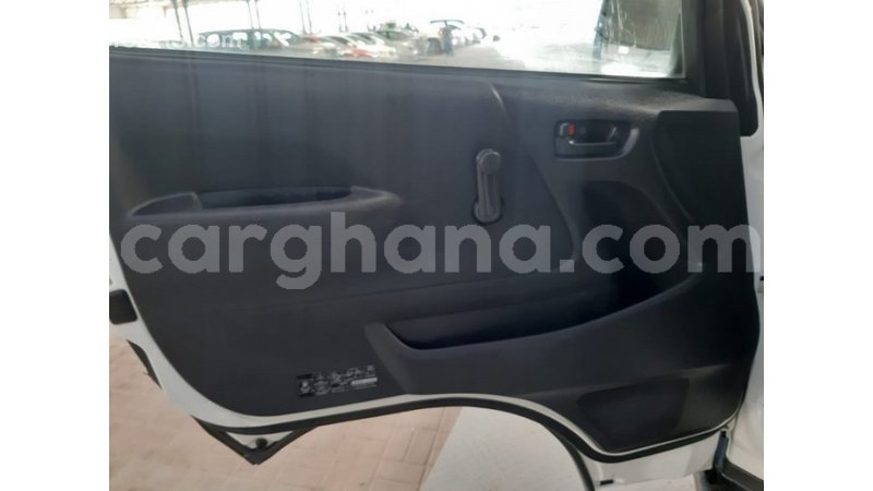 Big with watermark toyota hiace ashanti import dubai 47619