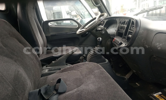 Sayi Na hannu Hyundai H200 White Babbar mota in Accra a Greater Accra Sayi Na hannu Hyundai H200 White Babbar mota in Accra a Greater Accra