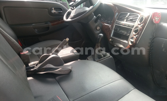 Buy Used Hyundai H200 Blue Truck in Accra in Greater Accra Buy Used Hyundai H200 Blue Truck in Accra in Greater Accra