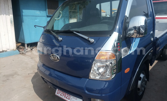 Buy Used Hyundai H200 Blue Truck in Accra in Greater Accra Buy Used Hyundai H200 Blue Truck in Accra in Greater Accra