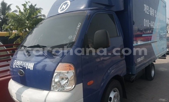 Buy Used Hyundai H200 Blue Truck in Accra in Greater Accra