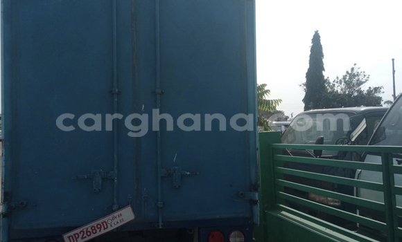 Sayi Na hannu Hyundai H200 Blue Babbar mota in Accra a Greater Accra Sayi Na hannu Hyundai H200 Blue Babbar mota in Accra a Greater Accra