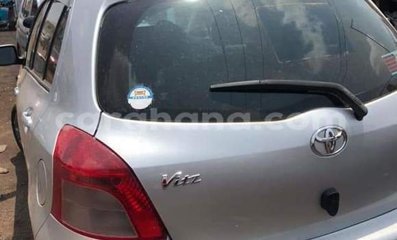 Ra Àlòkù Toyota Vitz Silver Ọkọ̀ in Sekondi–Takoradi Metropolitan ni Oorun