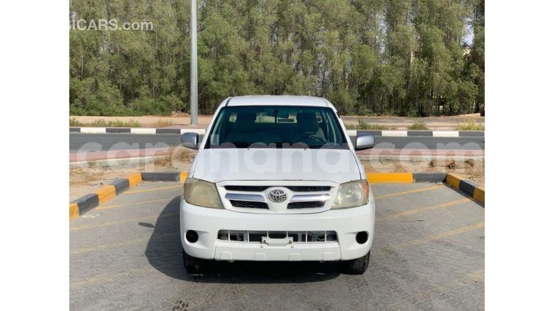 Big with watermark toyota hilux ashanti import dubai 47637