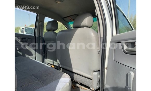 Ra Imported Toyota Hilux funfun Ọkọ̀ in Import - Dubai ni Ashanti Ra Imported Toyota Hilux funfun Ọkọ̀ in Import - Dubai ni Ashanti