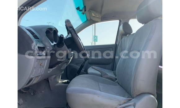 Ra Imported Toyota Hilux funfun Ọkọ̀ in Import - Dubai ni Ashanti Ra Imported Toyota Hilux funfun Ọkọ̀ in Import - Dubai ni Ashanti