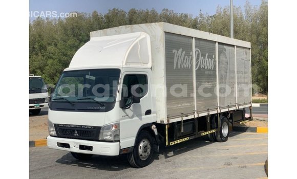 Ra Imported Mitsubishi i funfun Ọkọ̀ in Import - Dubai ni Ashanti Ra Imported Mitsubishi i funfun Ọkọ̀ in Import - Dubai ni Ashanti