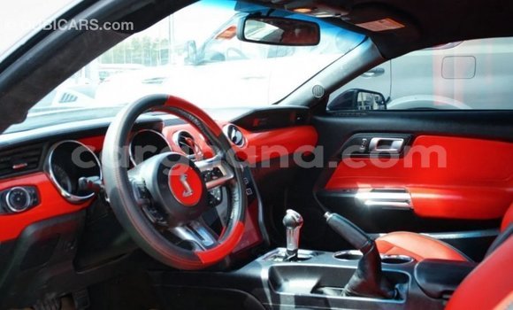 Ra Imported Ford Mustang funfun Ọkọ̀ in Import - Dubai ni Ashanti Ra Imported Ford Mustang funfun Ọkọ̀ in Import - Dubai ni Ashanti