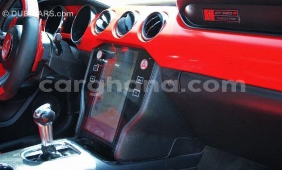 Ra Imported Ford Mustang funfun Ọkọ̀ in Import - Dubai ni Ashanti Ra Imported Ford Mustang funfun Ọkọ̀ in Import - Dubai ni Ashanti