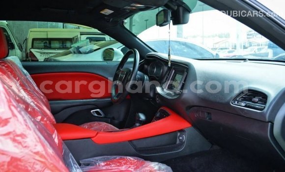 Ra Imported Dodge Challenger funfun Ọkọ̀ in Import - Dubai ni Ashanti Ra Imported Dodge Challenger funfun Ọkọ̀ in Import - Dubai ni Ashanti