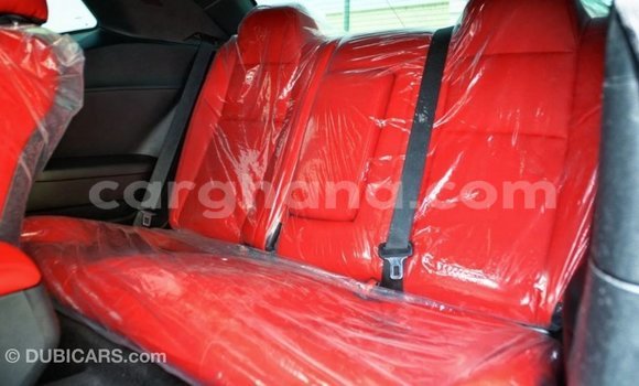 Ra Imported Dodge Challenger funfun Ọkọ̀ in Import - Dubai ni Ashanti Ra Imported Dodge Challenger funfun Ọkọ̀ in Import - Dubai ni Ashanti