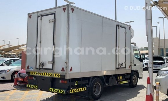 Ra Imported Mitsubishi i funfun Ọkọ̀ in Import - Dubai ni Ashanti Ra Imported Mitsubishi i funfun Ọkọ̀ in Import - Dubai ni Ashanti