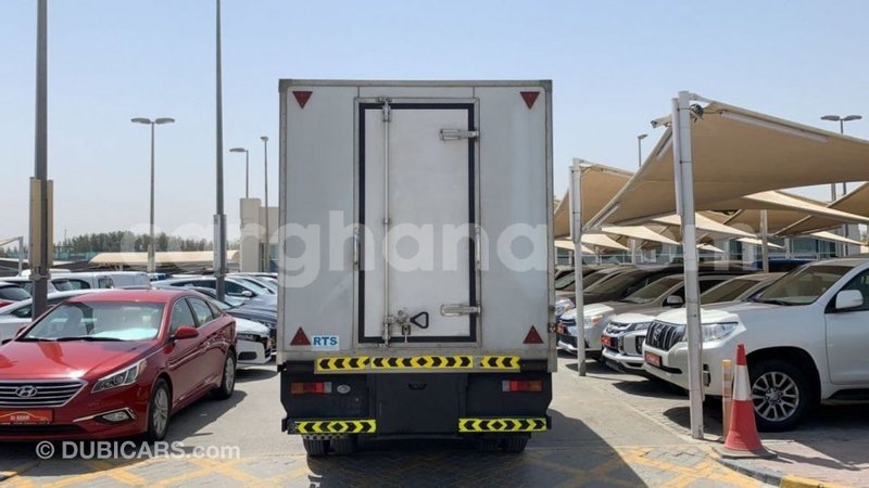 Big with watermark mitsubishi i ashanti import dubai 47655