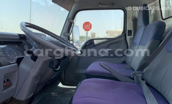 Ra Imported Mitsubishi i funfun Ọkọ̀ in Import - Dubai ni Ashanti Ra Imported Mitsubishi i funfun Ọkọ̀ in Import - Dubai ni Ashanti