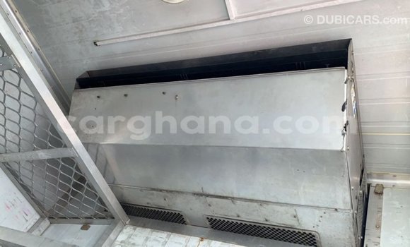 Ra Imported Mitsubishi i funfun Ọkọ̀ in Import - Dubai ni Ashanti Ra Imported Mitsubishi i funfun Ọkọ̀ in Import - Dubai ni Ashanti