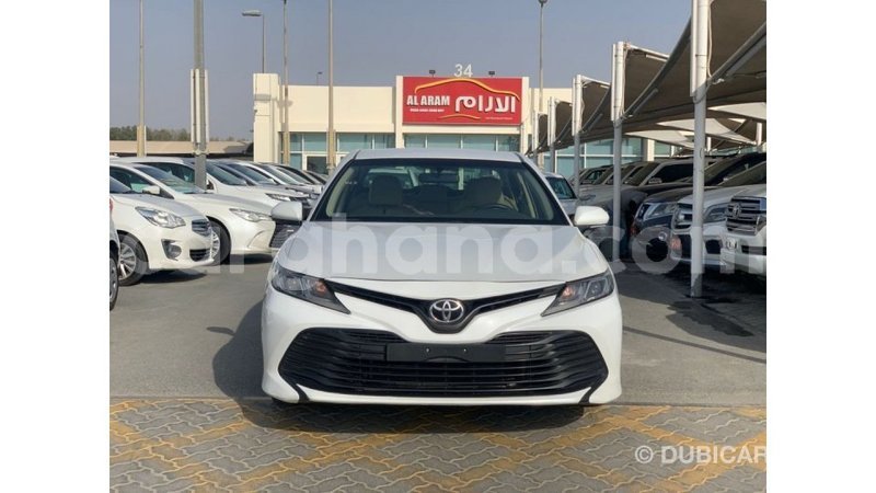 Big with watermark toyota camry ashanti import dubai 47656