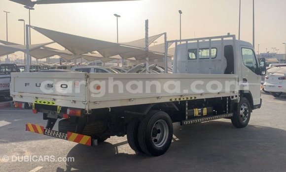 Ra Imported Mitsubishi i funfun Ọkọ̀ in Import - Dubai ni Ashanti Ra Imported Mitsubishi i funfun Ọkọ̀ in Import - Dubai ni Ashanti