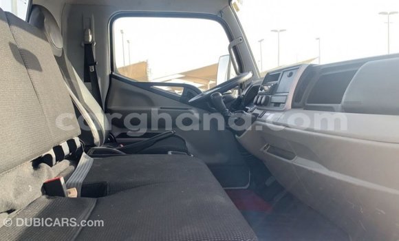 Ra Imported Mitsubishi i funfun Ọkọ̀ in Import - Dubai ni Ashanti Ra Imported Mitsubishi i funfun Ọkọ̀ in Import - Dubai ni Ashanti
