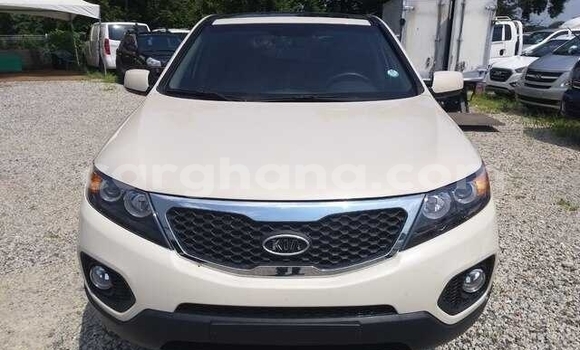 Sayi Na hannu Kia Sorento White Mota in Accra a Greater Accra Sayi Na hannu Kia Sorento White Mota in Accra a Greater Accra