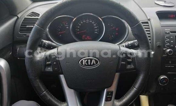 Sayi Na hannu Kia Sorento White Mota in Accra a Greater Accra Sayi Na hannu Kia Sorento White Mota in Accra a Greater Accra