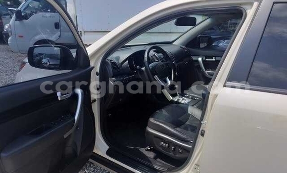 Sayi Na hannu Kia Sorento White Mota in Accra a Greater Accra Sayi Na hannu Kia Sorento White Mota in Accra a Greater Accra