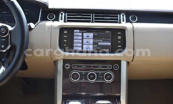 Sayi Na hannu Land Rover Range Rover Vogue White Mota in Accra a Greater Accra Sayi Na hannu Land Rover Range Rover Vogue White Mota in Accra a Greater Accra