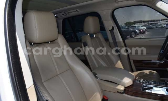 Sayi Na hannu Land Rover Range Rover Vogue White Mota in Accra a Greater Accra Sayi Na hannu Land Rover Range Rover Vogue White Mota in Accra a Greater Accra