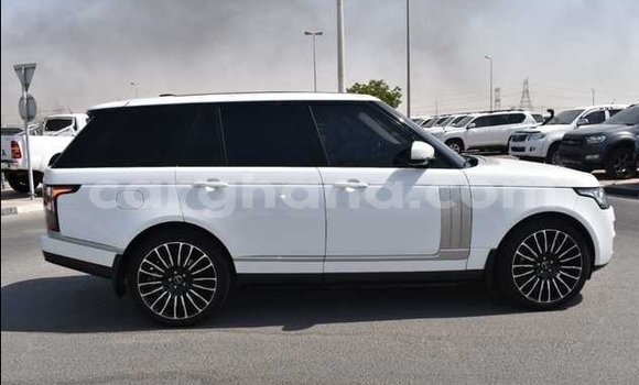 Sayi Na hannu Land Rover Range Rover Vogue White Mota in Accra a Greater Accra Sayi Na hannu Land Rover Range Rover Vogue White Mota in Accra a Greater Accra
