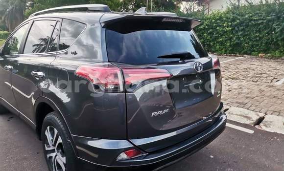 Buy Used Toyota RAV4 Black Car in Sekondi–Takoradi Metropolitan in Western Buy Used Toyota RAV4 Black Car in Sekondi–Takoradi Metropolitan in Western
