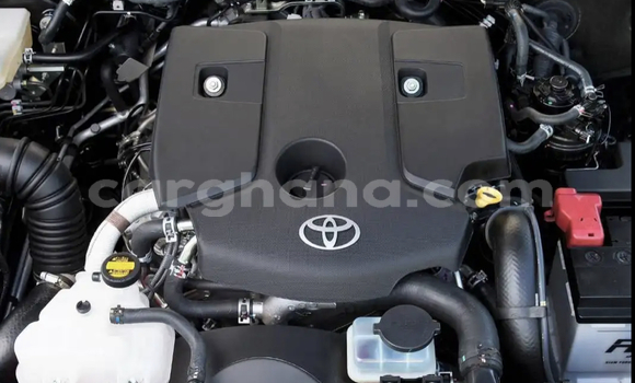 Sayi Na hannu Toyota Hilux White Mota in Accra a Greater Accra Sayi Na hannu Toyota Hilux White Mota in Accra a Greater Accra