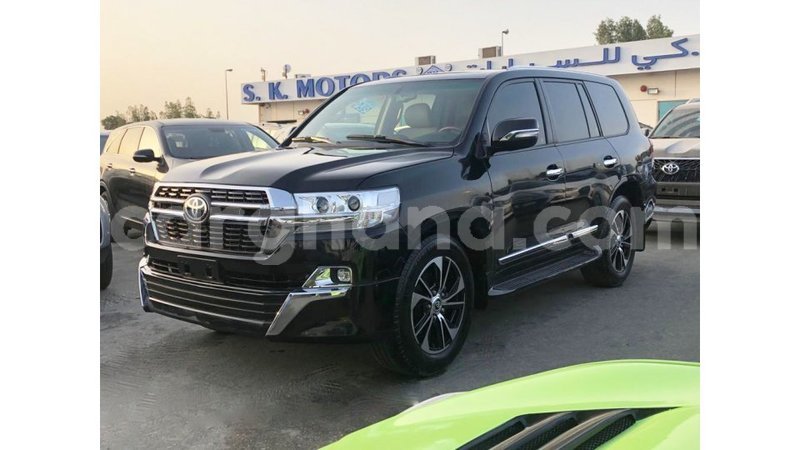 Big with watermark toyota land cruiser ashanti import dubai 47676