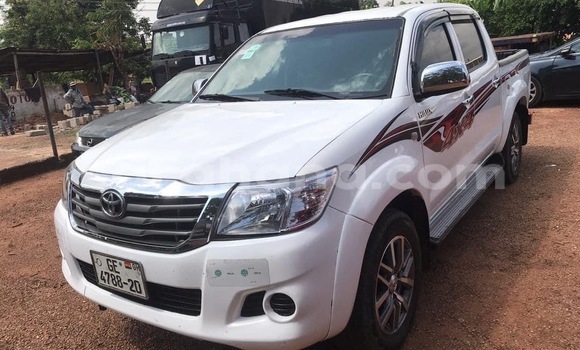Buy Used Toyota Hilux White Car in Accra in Greater Accra