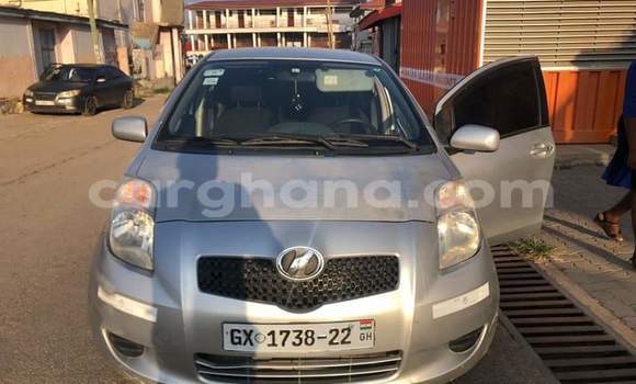 Ra Àlòkù Toyota Vitz Silver Ọkọ̀ in Sekondi–Takoradi Metropolitan ni Oorun Ra Àlòkù Toyota Vitz Silver Ọkọ̀ in Sekondi–Takoradi Metropolitan ni Oorun