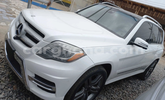 Sayi Na hannu Mercedes‒Benz GLK–Class White Mota in Accra a Greater Accra Sayi Na hannu Mercedes‒Benz GLK–Class White Mota in Accra a Greater Accra