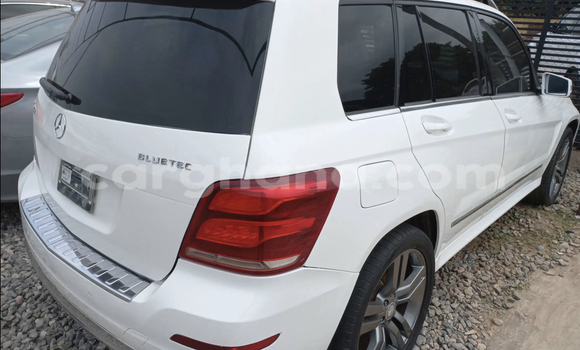 Sayi Na hannu Mercedes‒Benz GLK–Class White Mota in Accra a Greater Accra Sayi Na hannu Mercedes‒Benz GLK–Class White Mota in Accra a Greater Accra