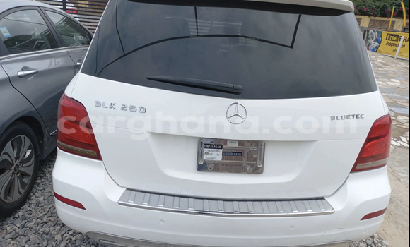 Sayi Na hannu Mercedes‒Benz GLK–Class White Mota in Accra a Greater Accra Sayi Na hannu Mercedes‒Benz GLK–Class White Mota in Accra a Greater Accra