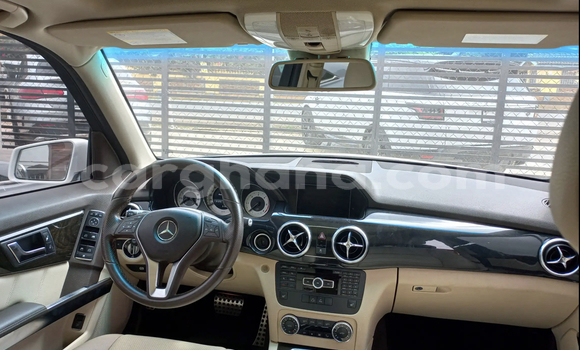 Sayi Na hannu Mercedes‒Benz GLK–Class White Mota in Accra a Greater Accra Sayi Na hannu Mercedes‒Benz GLK–Class White Mota in Accra a Greater Accra