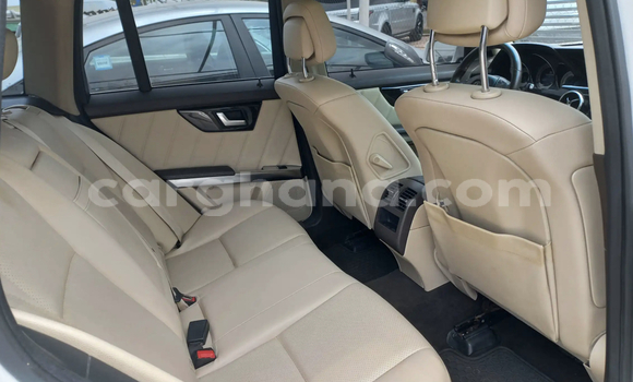 Sayi Na hannu Mercedes‒Benz GLK–Class White Mota in Accra a Greater Accra Sayi Na hannu Mercedes‒Benz GLK–Class White Mota in Accra a Greater Accra