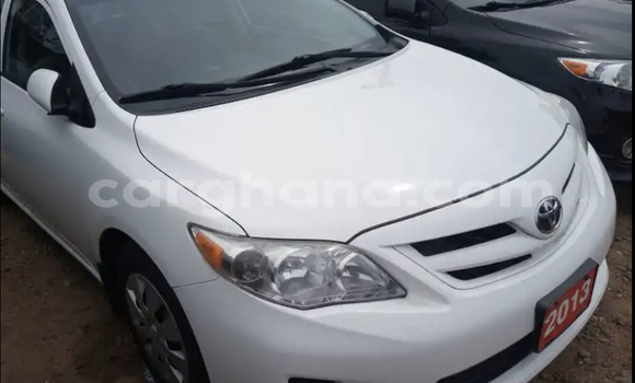 Ra Àlòkù Toyota Corolla funfun Ọkọ̀ in Accra ni Greater Accra