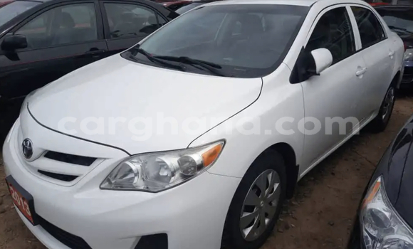 Sayi Na hannu Toyota Corolla White Mota in Accra a Greater Accra Sayi Na hannu Toyota Corolla White Mota in Accra a Greater Accra