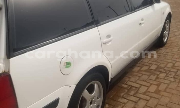 Buy Used Volkswagen Golf White Car in Accra in Greater Accra Buy Used Volkswagen Golf White Car in Accra in Greater Accra