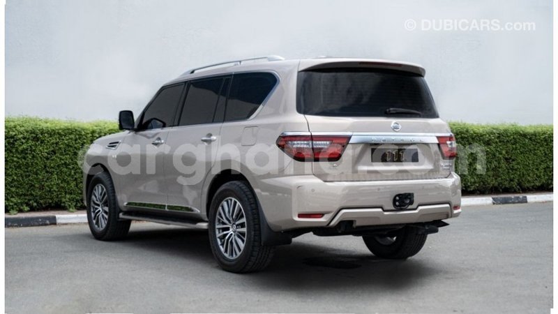 Big with watermark nissan patrol ashanti import dubai 47722