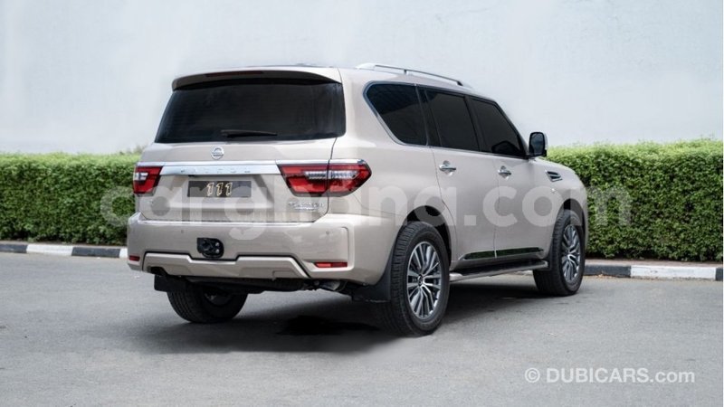 Big with watermark nissan patrol ashanti import dubai 47722