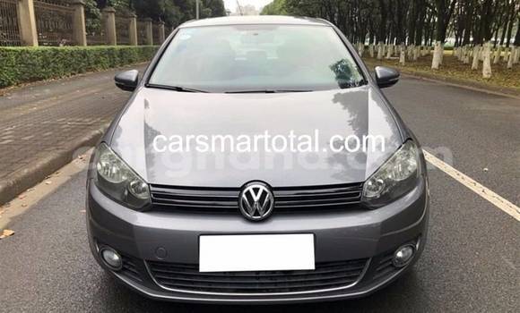 Sayi Na hannu Volkswagen Golf Azurfa Mota in Accra a Greater Accra